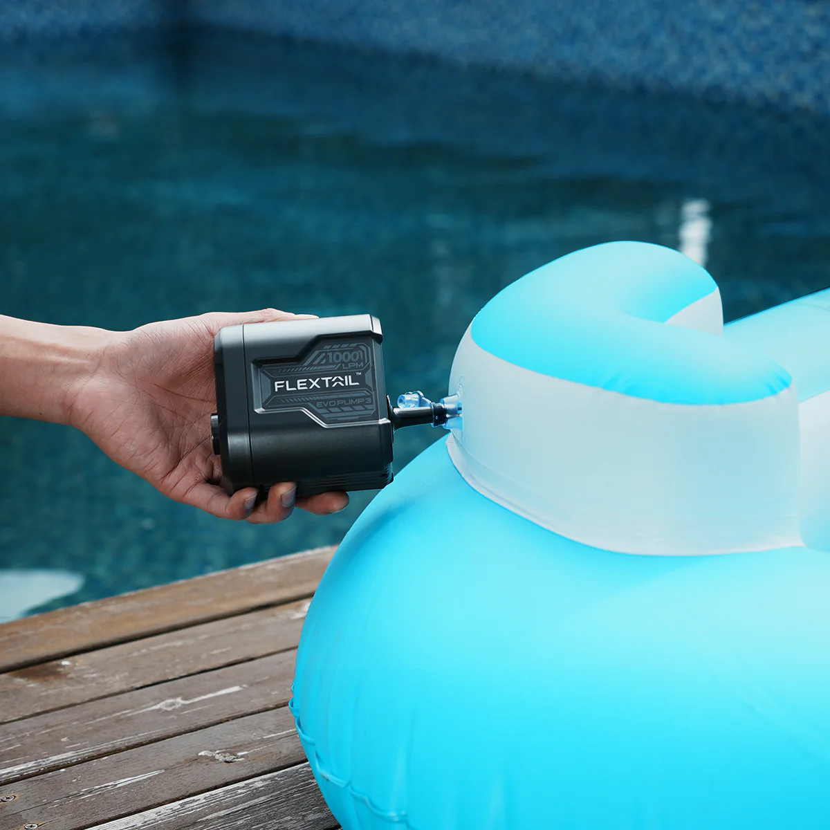 EVO PUMP 3 - 1000L/MIN Portable & Rechargeable Air Pump - Image 3